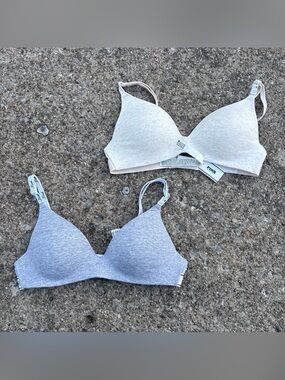 NWT PINK Victoria's Secret Lightly Lined Bras, Lot of 2